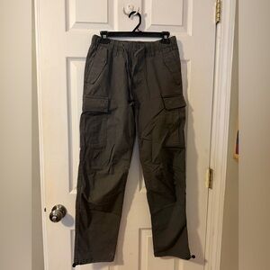 H&M Men's Olive Green Cargo Trousers with Drawstring Waist
